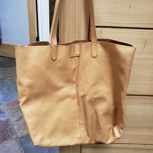 Tom leather tote